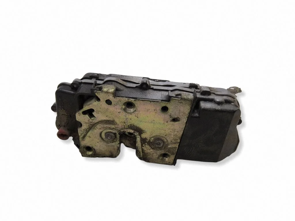 Rear door lock – rear left