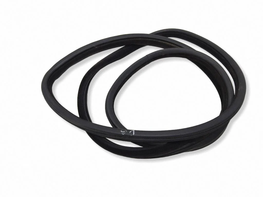 Rear door rubber seal (on body) – rear right