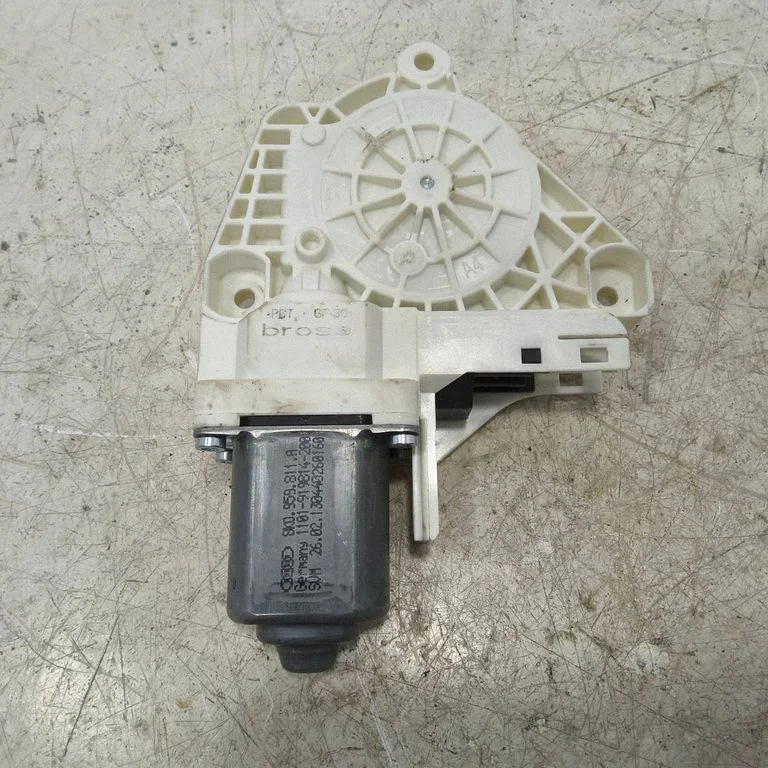 Rear door window regulator motor 8K0959811A