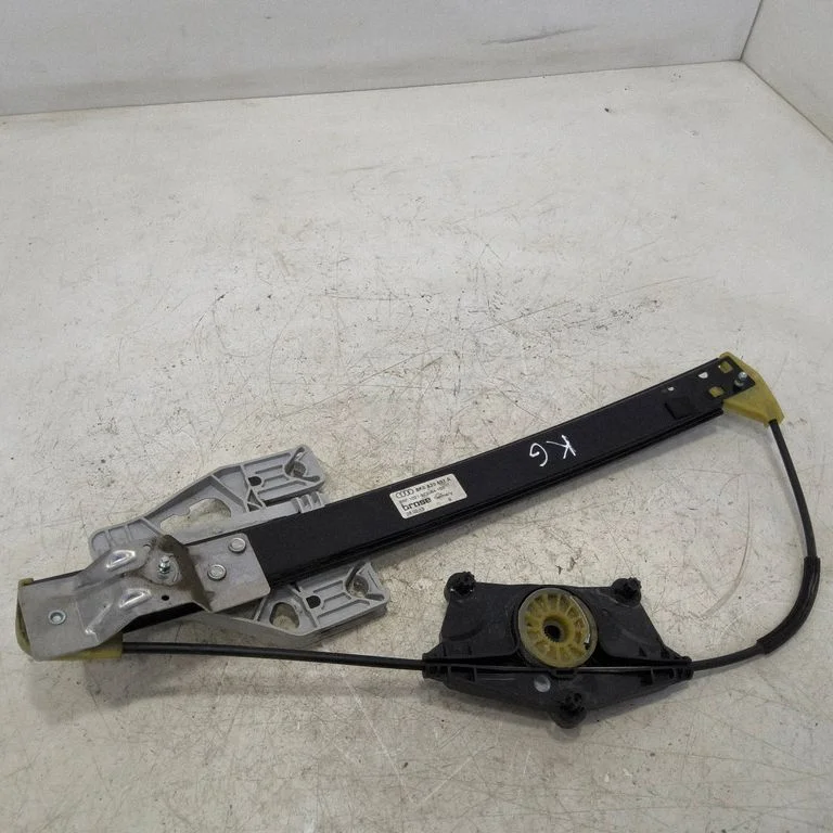 Rear window lifting mechanism without motor 8K0839461A