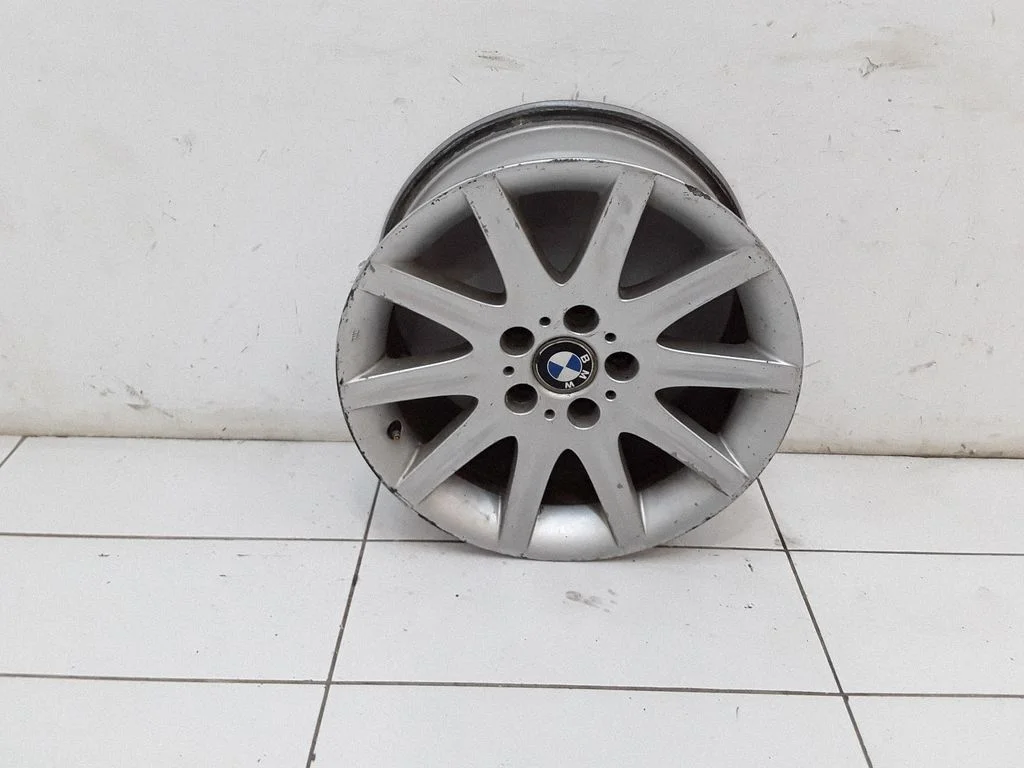 R17 vieglmetāla disks (-i)