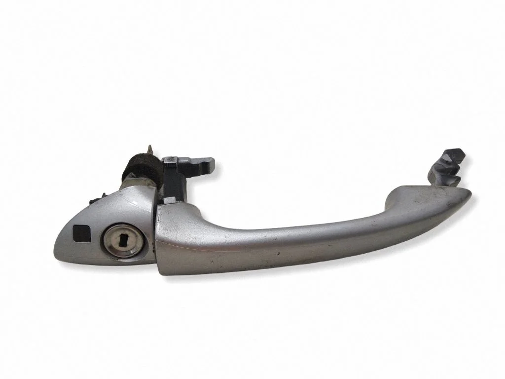 Front door exterior handle – Mercedes-Benz C-Class W203 (2000-2007)