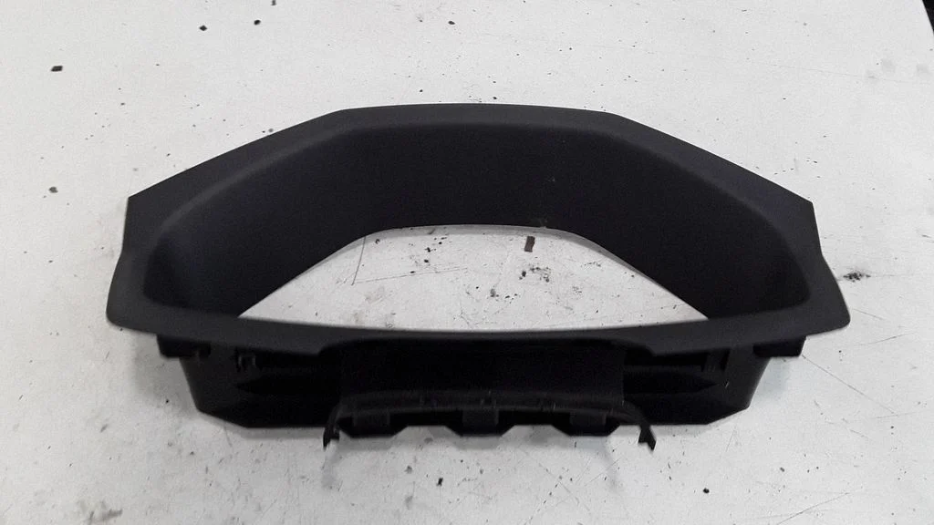 Dashboard trim – Volvo V70 (2000-2004)