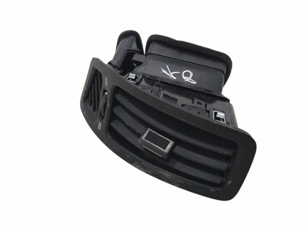 Boczne kratki nawiewu 974801H000
