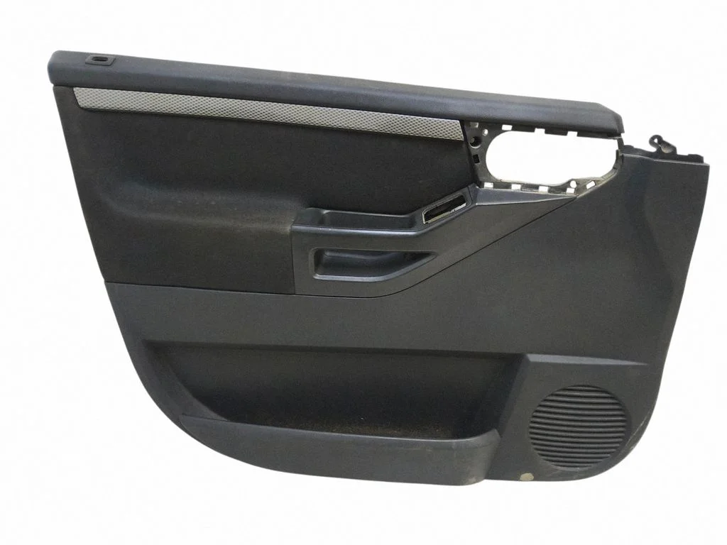 Front door card panel trim – front right