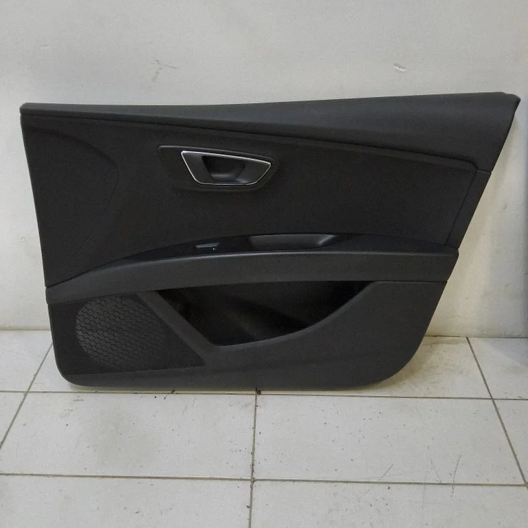 Boczek drzwi przednich – Seat Leon (5F) (2012-2019)