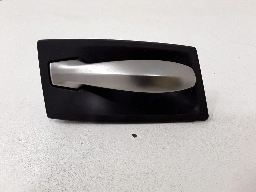 Rear door interior handle trim – BMW 5 Series E60 E61 (2004-2010)