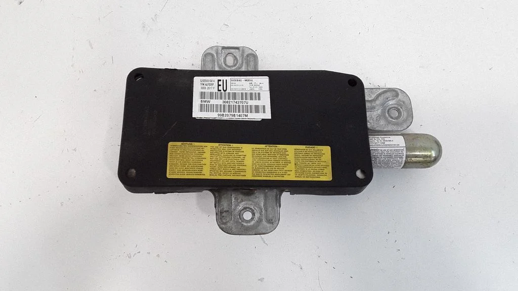 Front door airbag 30821743707U