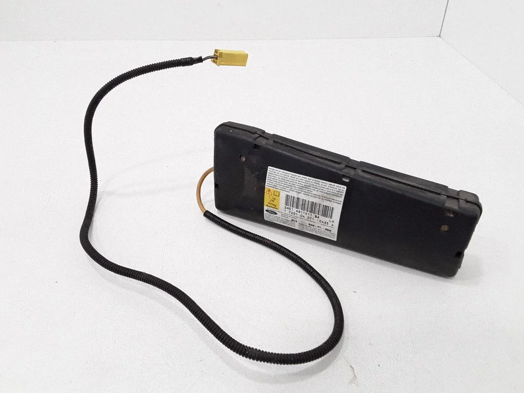 Seat airbag 2M51A611D11BA