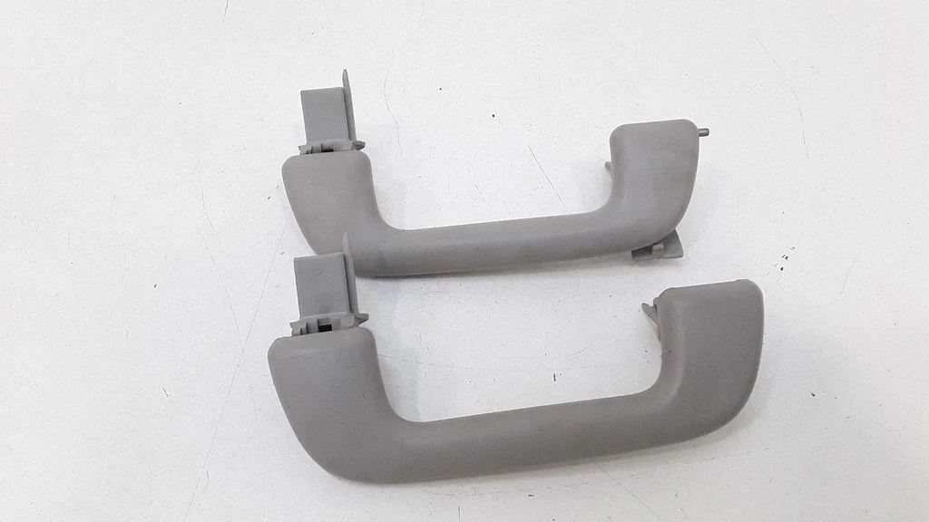 Front interior roof grab handle – Toyota Avensis T250 (2003-2006)
