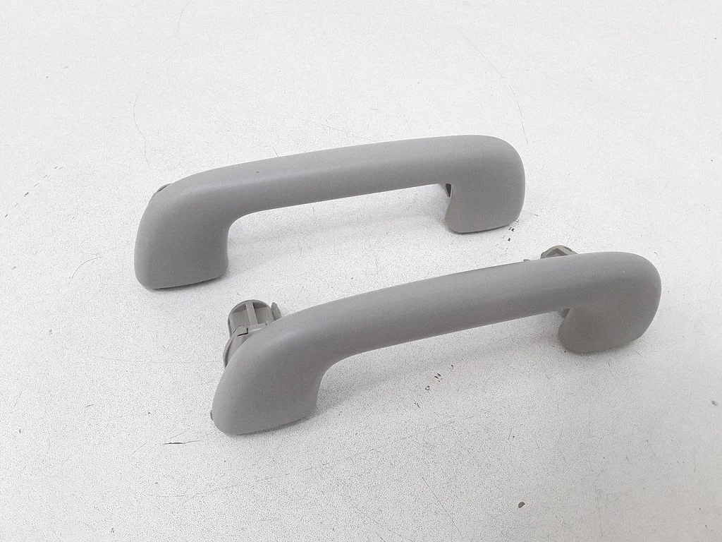 Front interior roof grab handle – Toyota Avensis T250 (2006-2009)