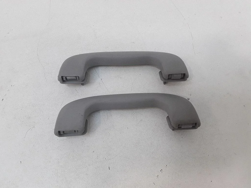 Front interior roof grab handle