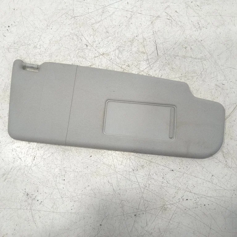 Sun visor – front left