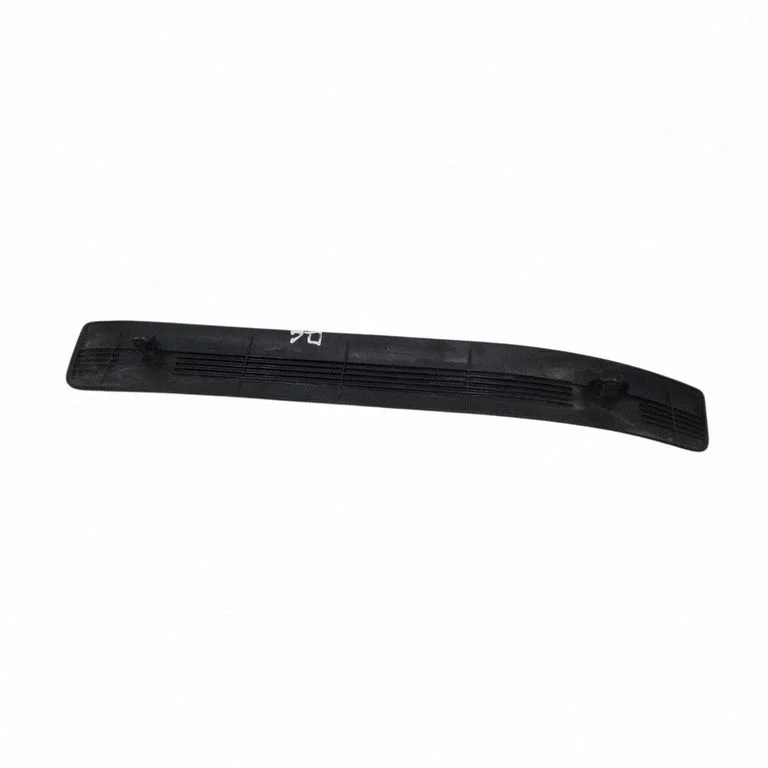 Rear sill trim cover 6791502020