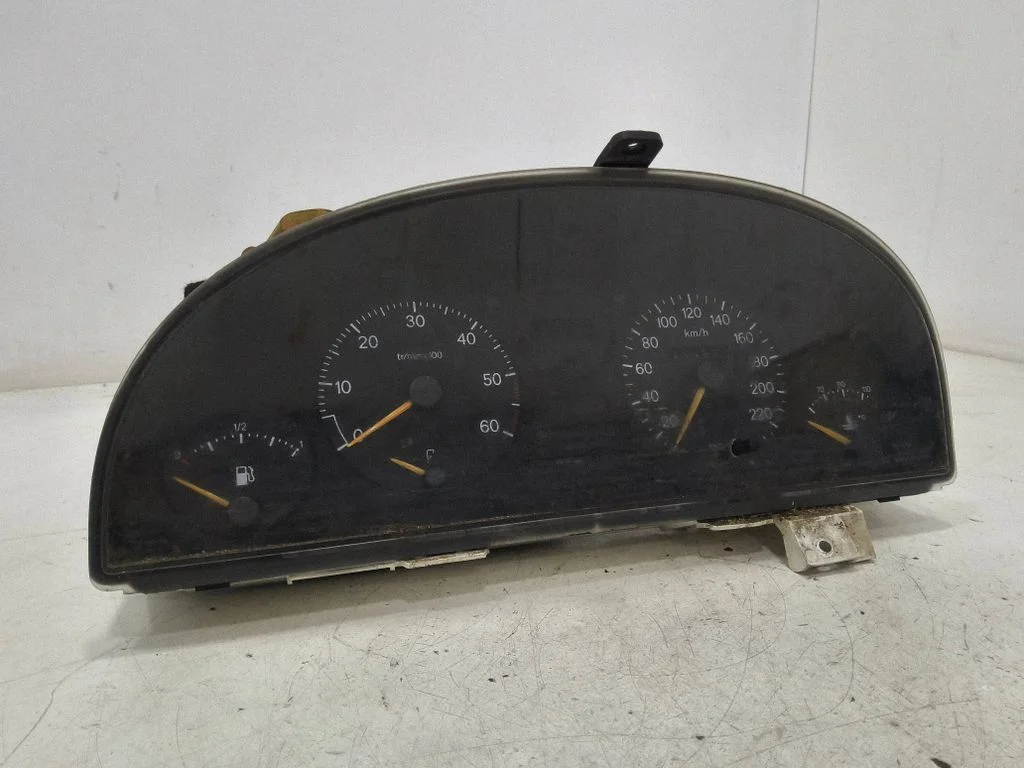 Speedometer (instrument cluster) 1480074080