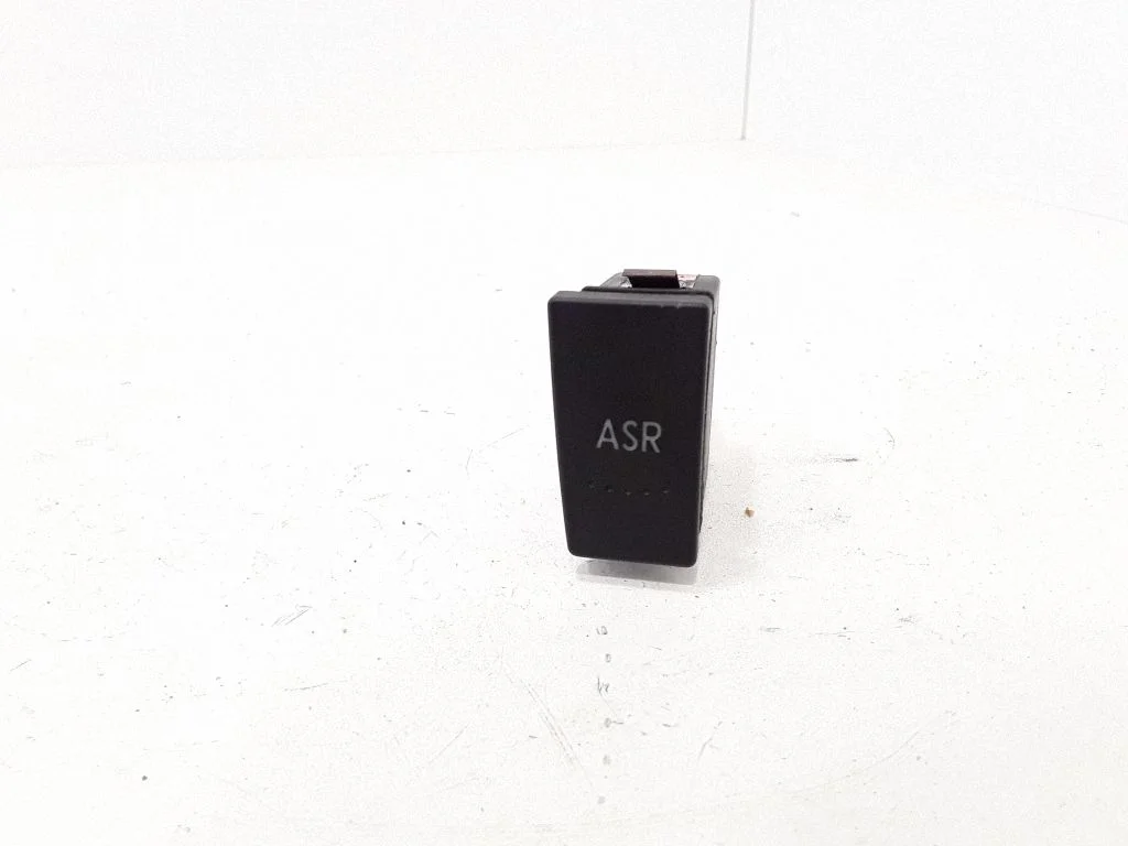 Antipraslidimo/ sukibimo (ASR) jungtukas