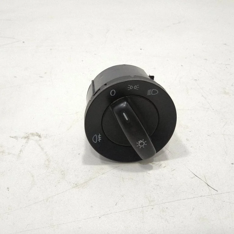 Light switch 1T0941431T