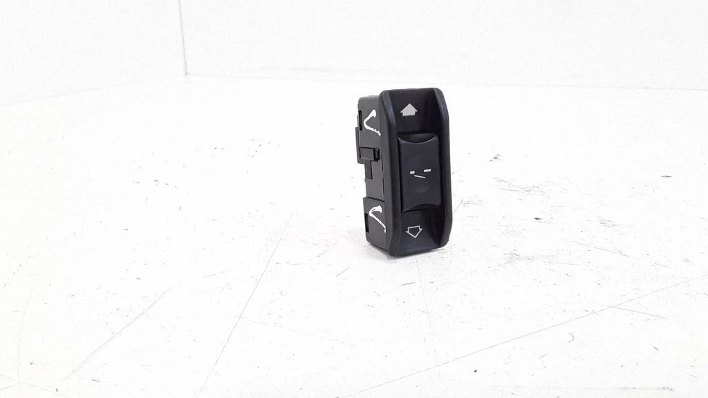 Sunroof switch – BMW 5 Series E39 (1996-2003)