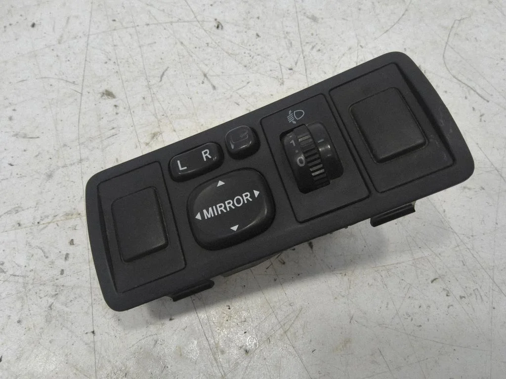 Wing mirror switch 183575