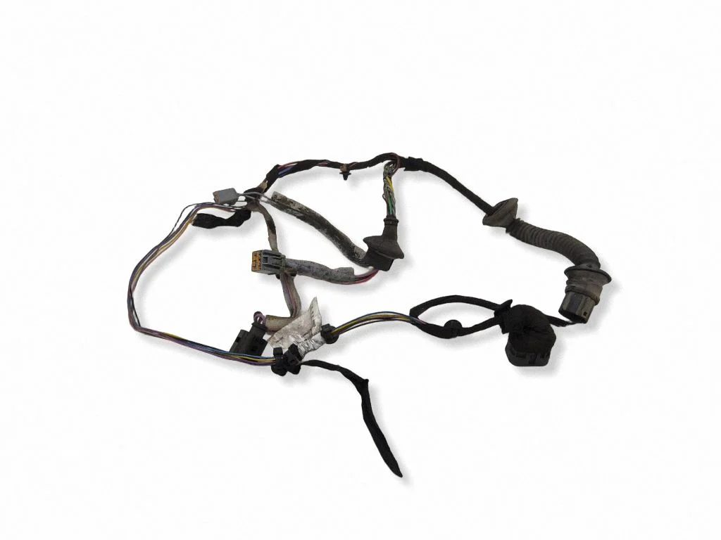 Rear door wiring loom – Volvo S60 (2001-2004)