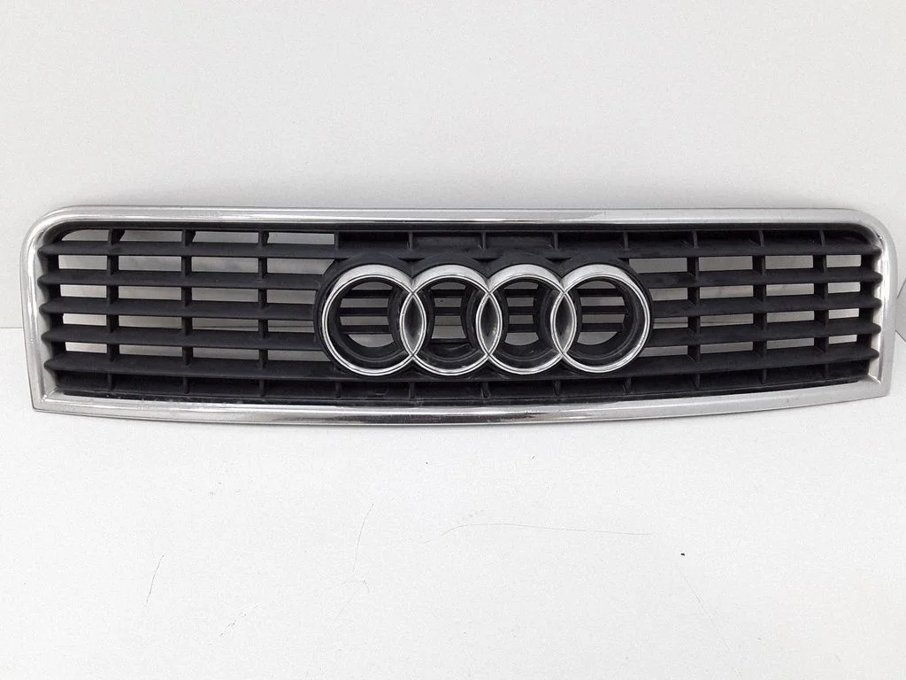Atrapa przednia (grill) 8E0835651F
