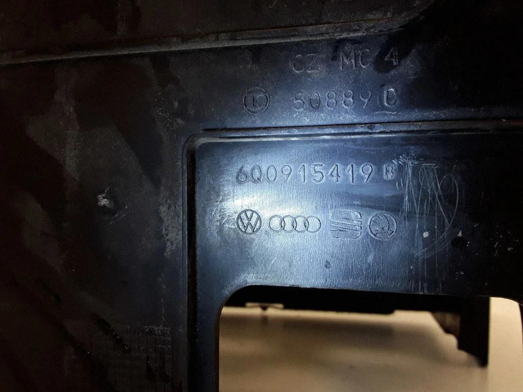 Battery box tray 6Q0915419B