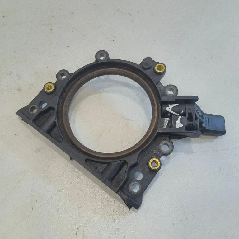 Other engine bay part 030103173A
