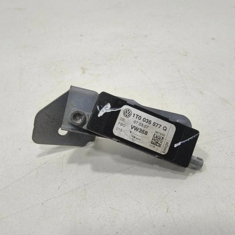 Aerial antenna amplifier 1T0035577Q