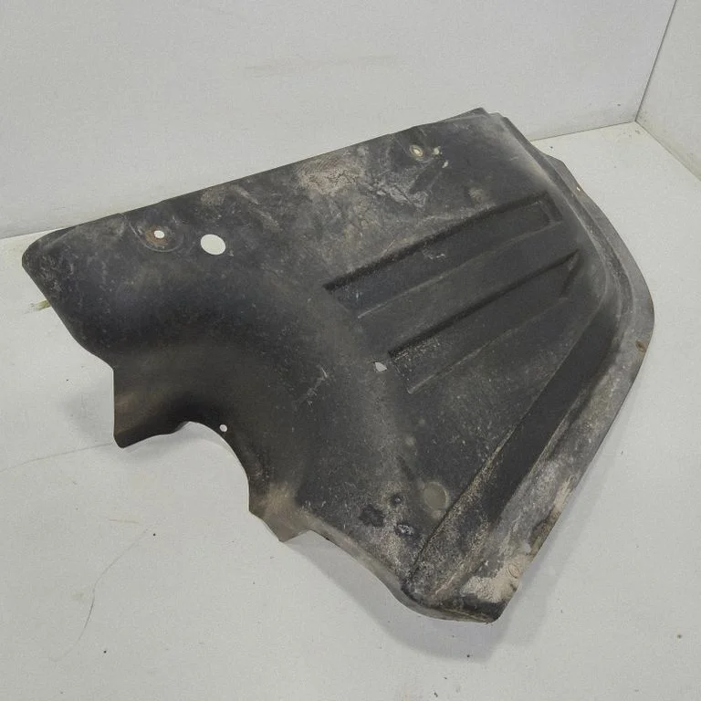 Rear bumper underbody cover/under tray
