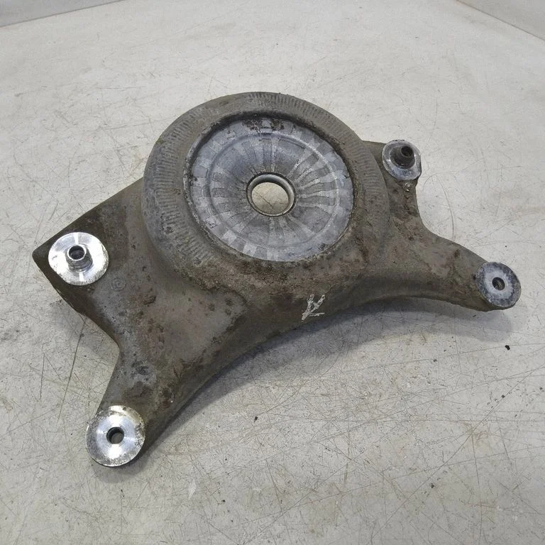 Coil spring mount 8K0412253A
