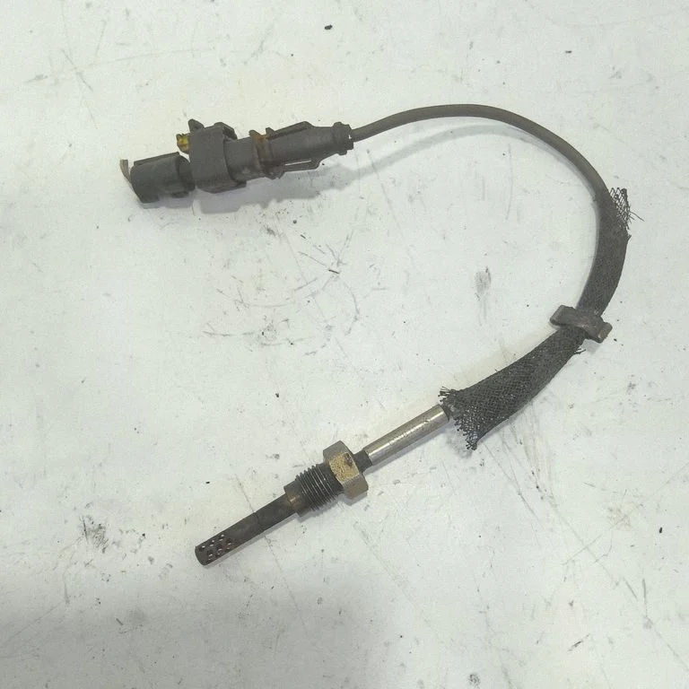 Exhaust gas temperature sensor 5535404