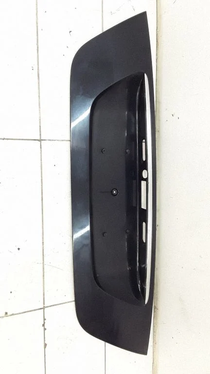 Aizmugurējā vāka apdare 2117500237