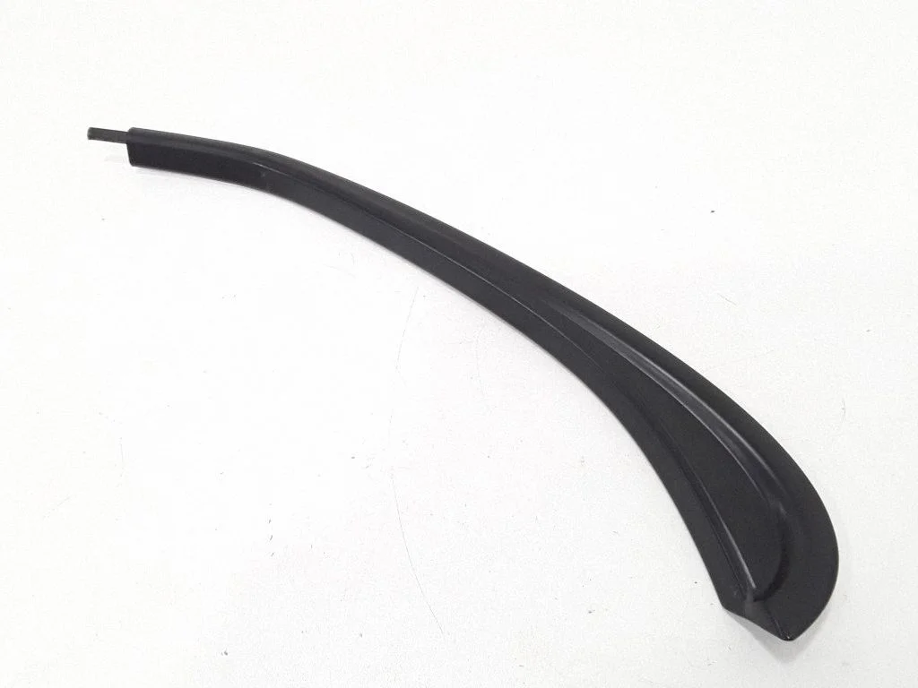 Roof trim bar molding cover – left
