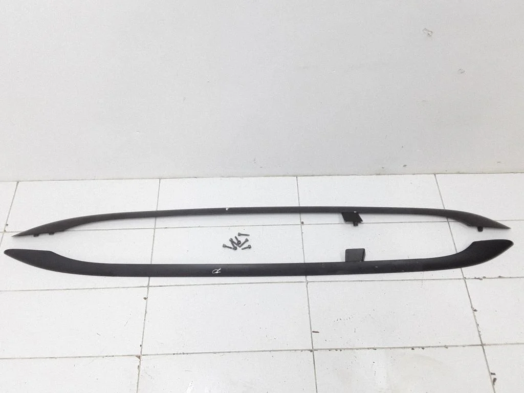 Roof bar rail