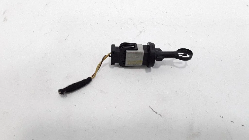 Interior temperature sensor
