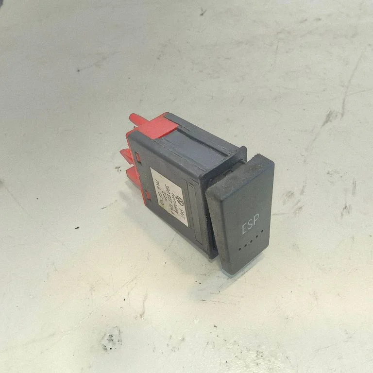 ESP (stabilumo sistemos) jungtukas
