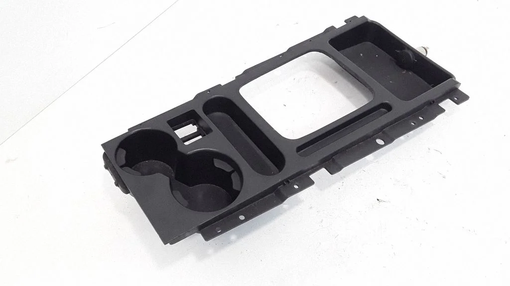 Other center console (tunnel) element
