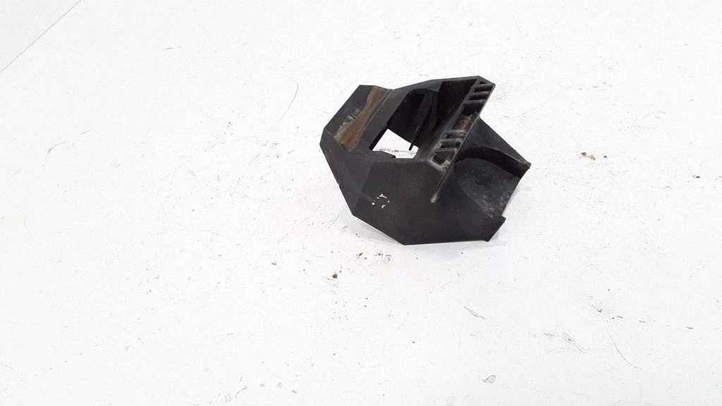 Radiator mount bracket 1436264
