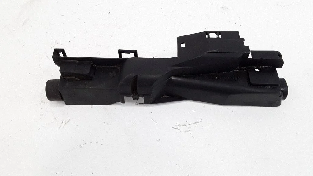 Radiator mount bracket 1436246