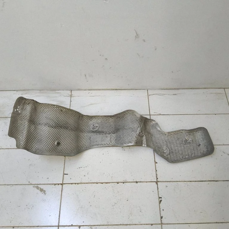 Exhaust heat shield 3C0201307