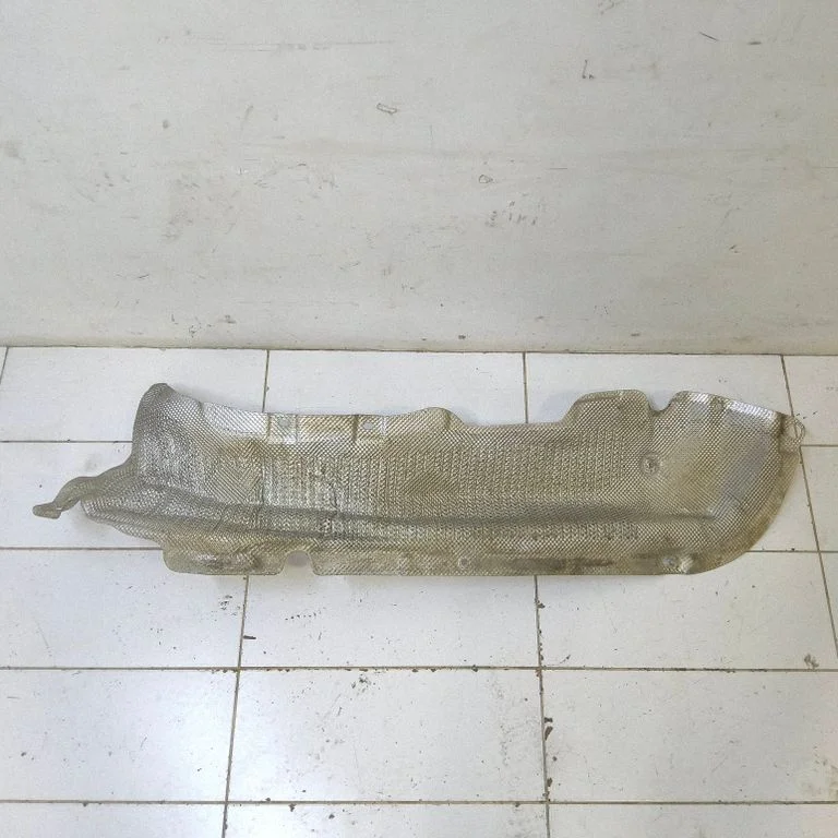 Exhaust heat shield 7185202
