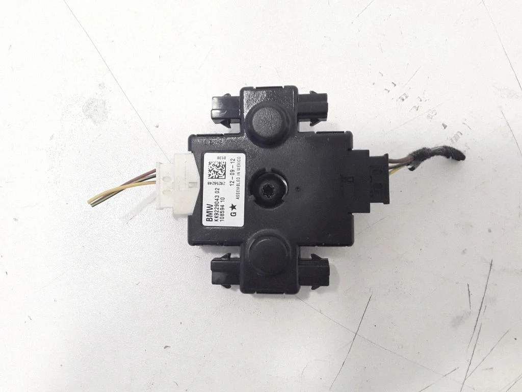 Antenna control unit KK922904302