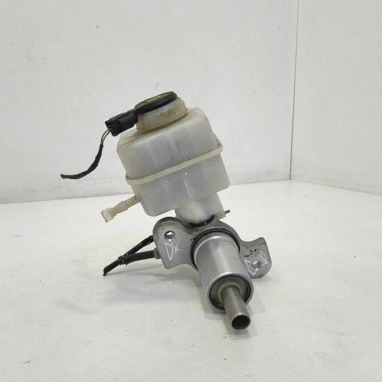 Master brake cylinder 7255801