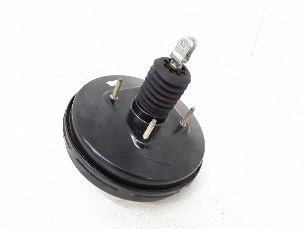 Brake booster – Toyota Corolla E120 E130 (2004-2007)
