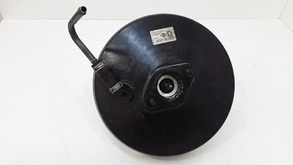 Brake booster 46007BU305