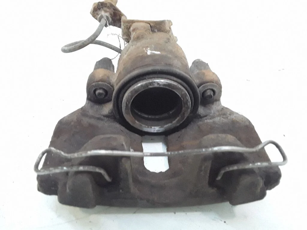 Front brake caliper – front left