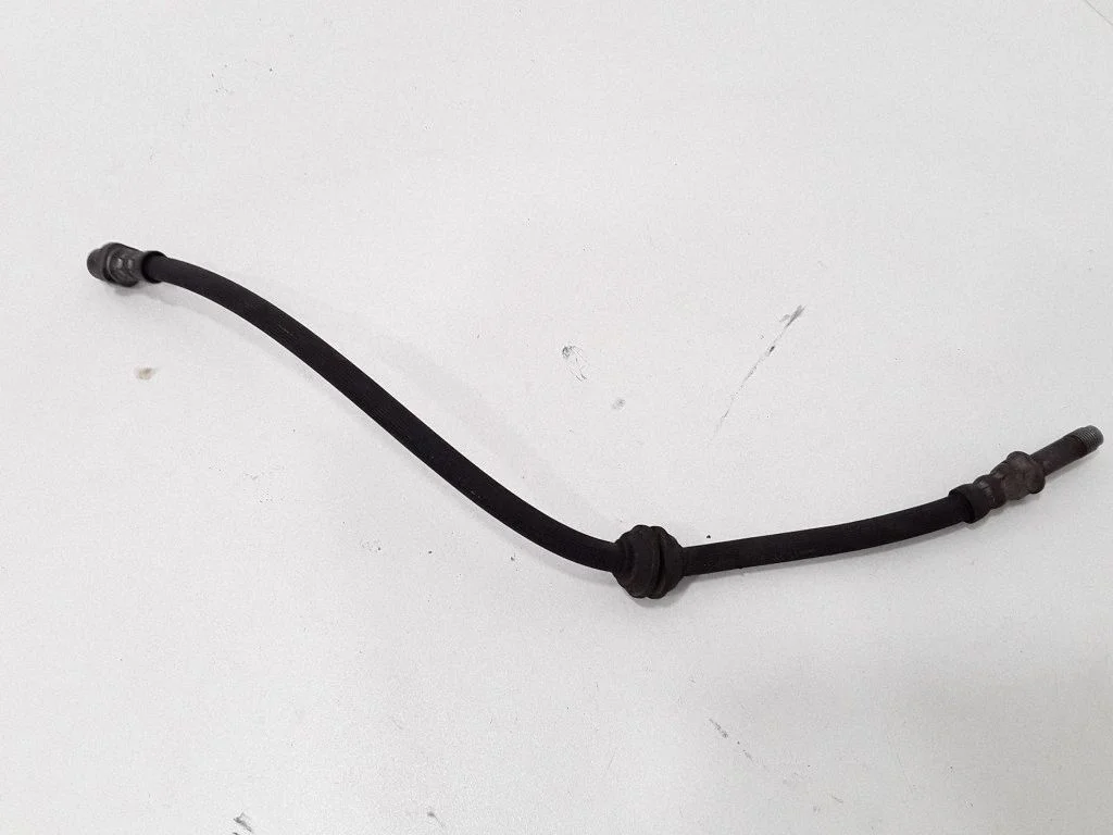 Brake line pipe/hose – front right