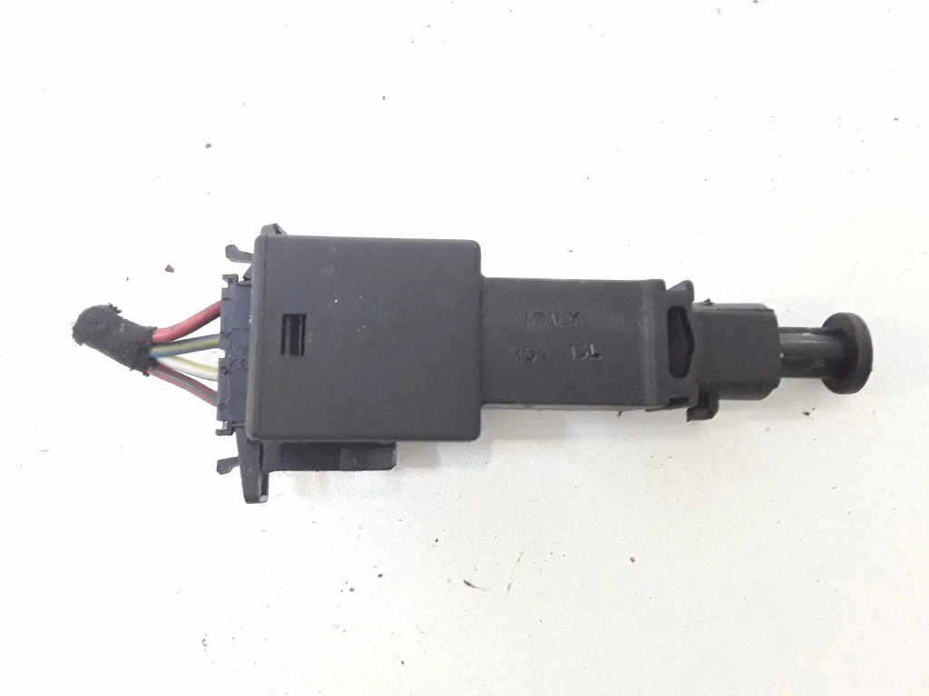 Brake pedal sensor switch