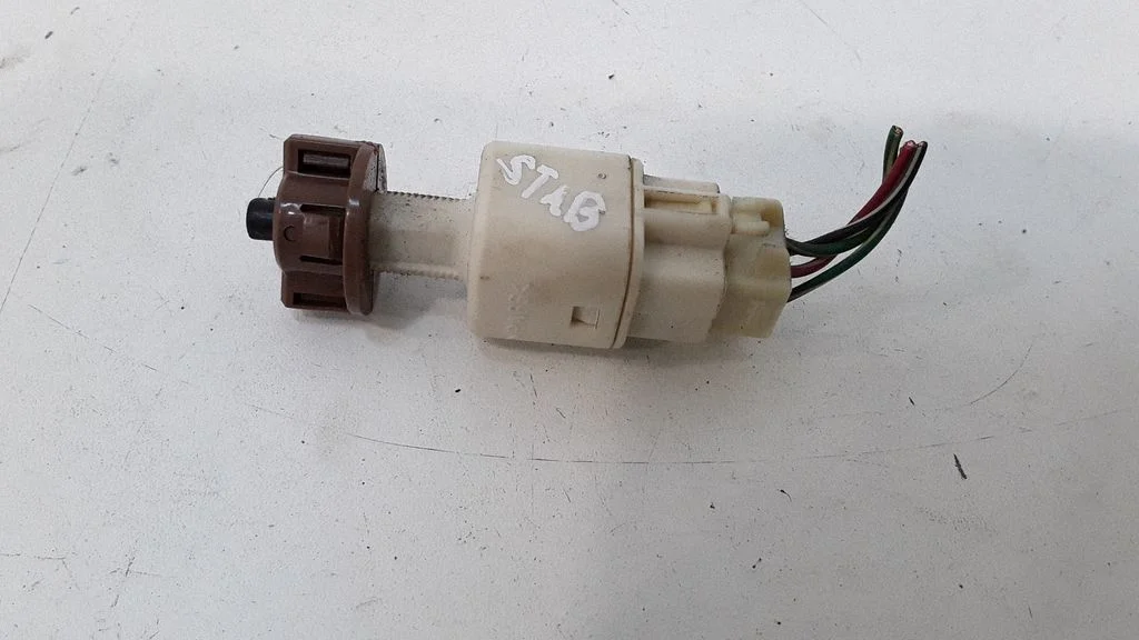 Brake pedal sensor switch