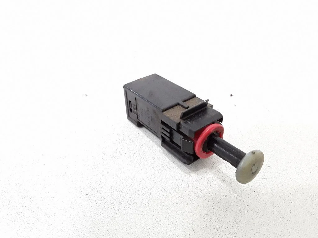 Brake pedal sensor switch 13178792